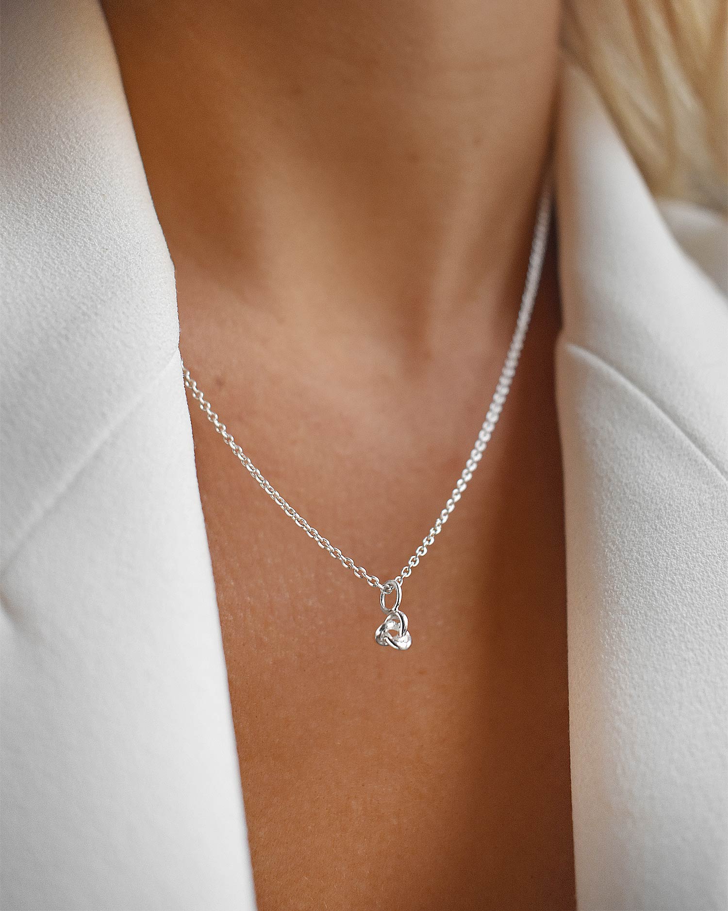 Charms Le Knot drop silver