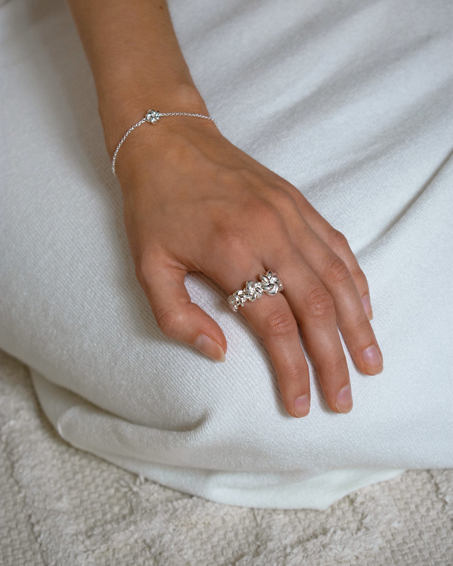 Empower ring silver