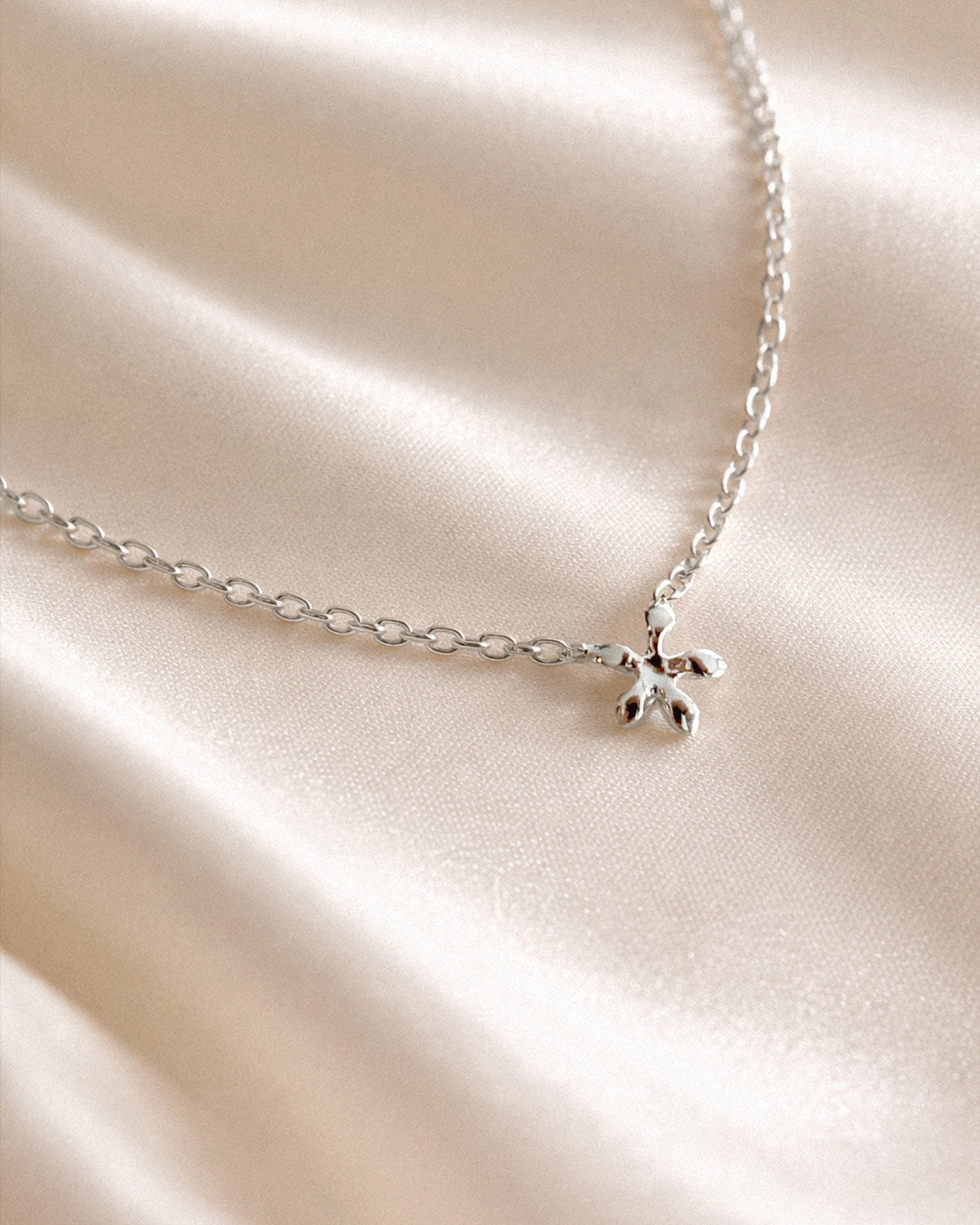 Etoile necklace silver – Drakenberg Sjölin