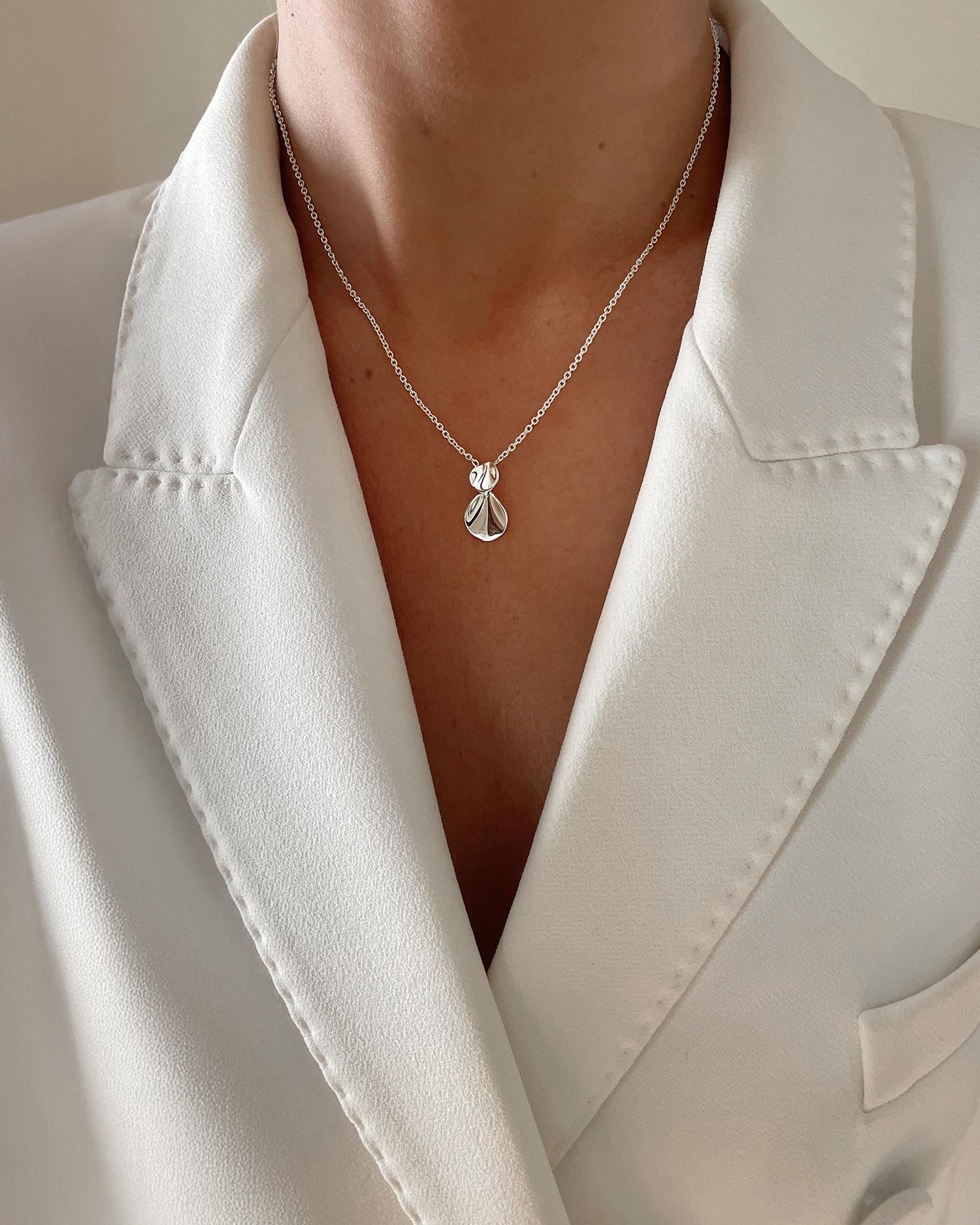 Hortensia small necklace silver
