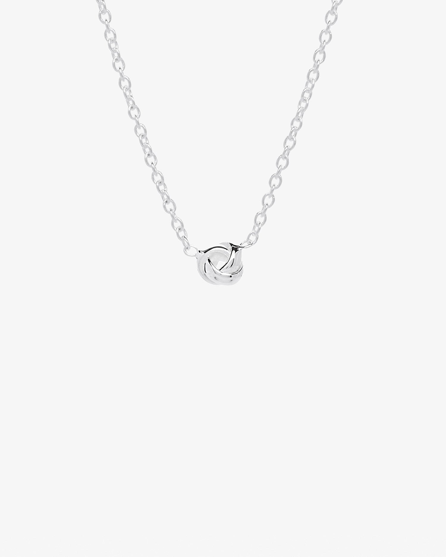 Le Knot flat drop necklace silver