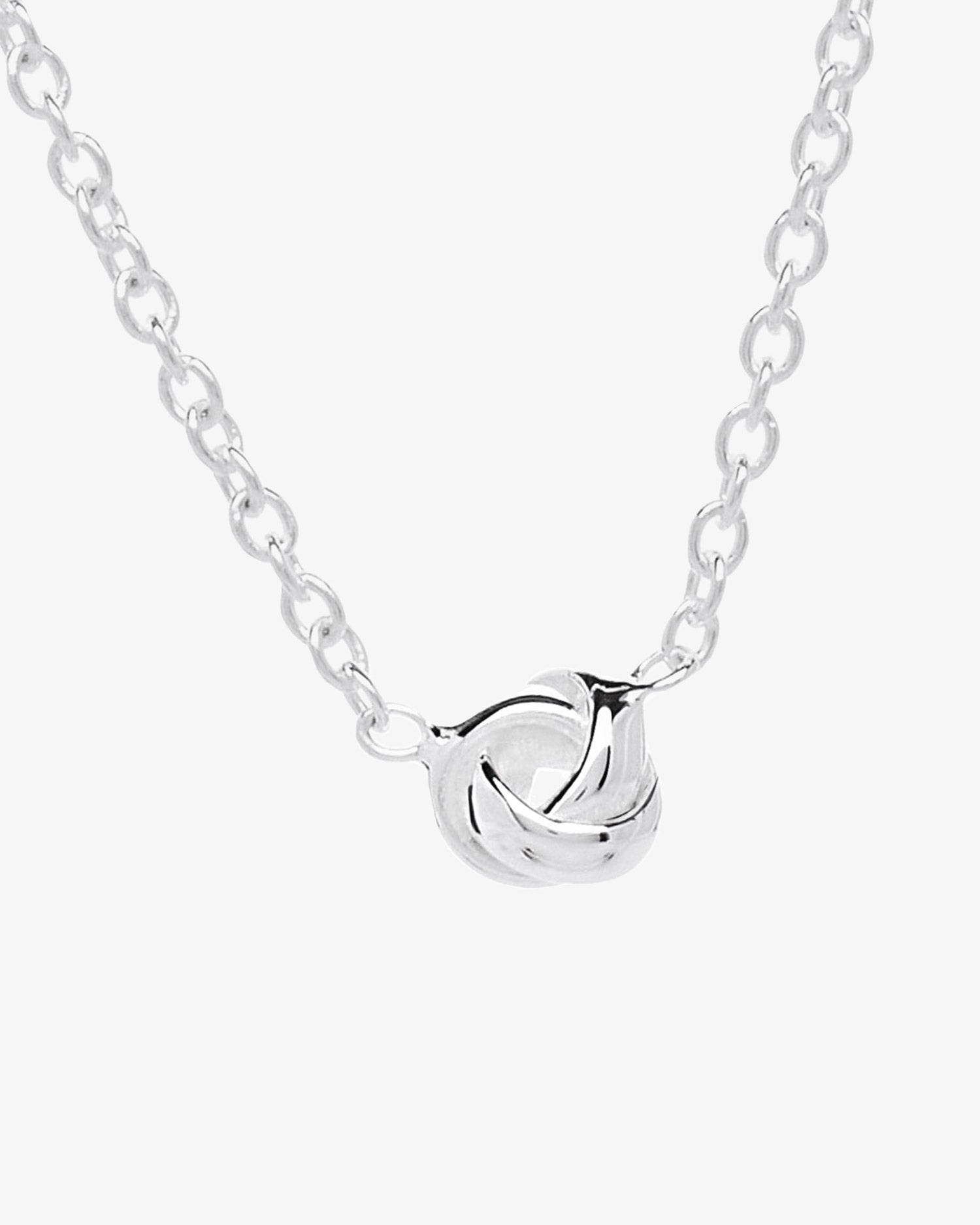 Le Knot flat drop necklace silver