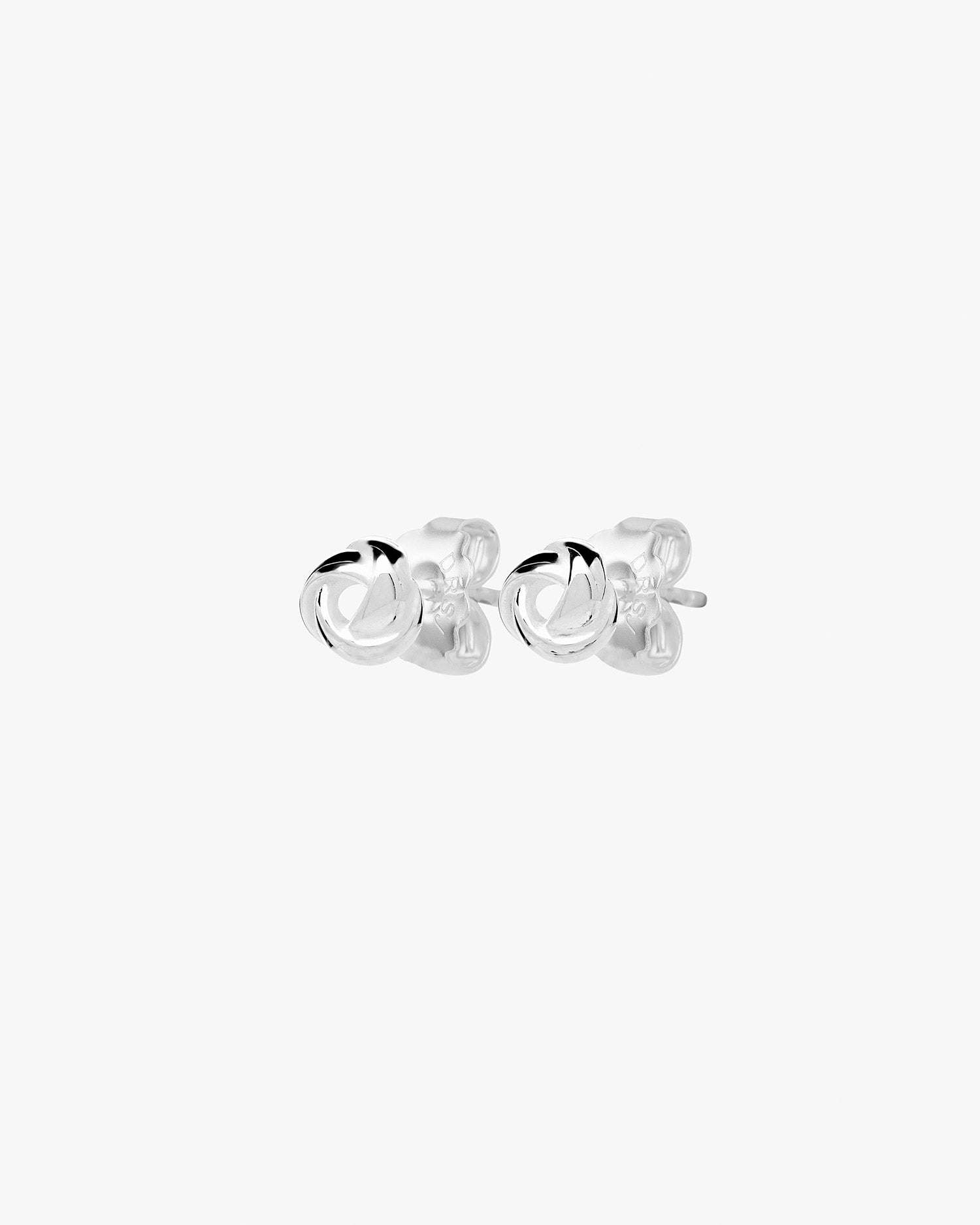 Le Knot flat drop studs silver