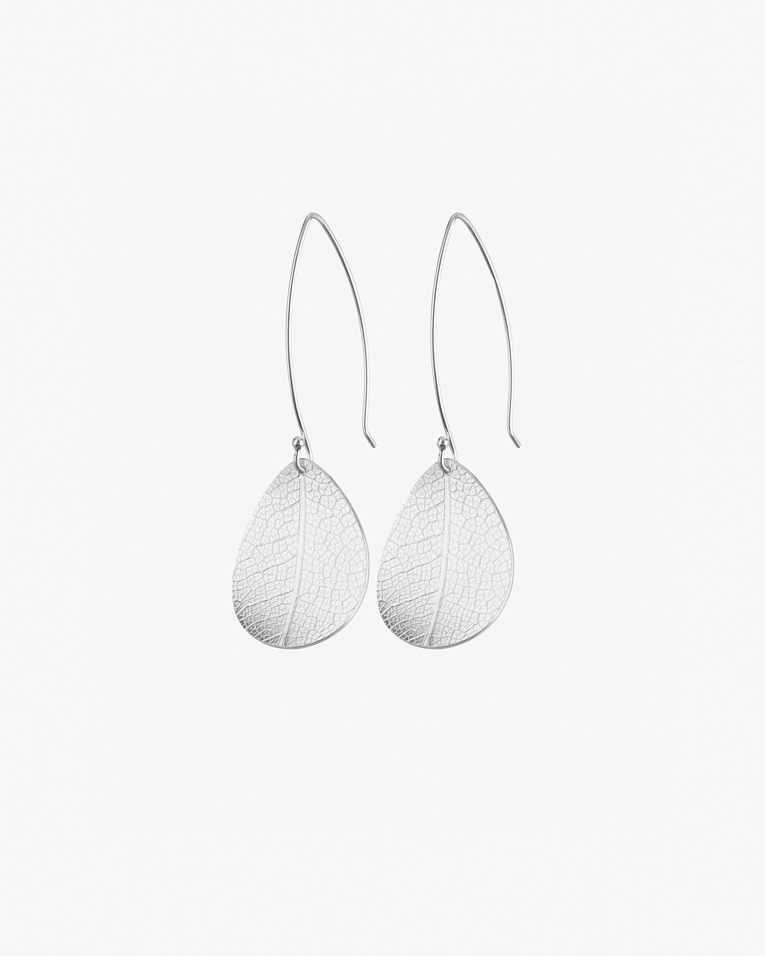 Leaf small earrings silver