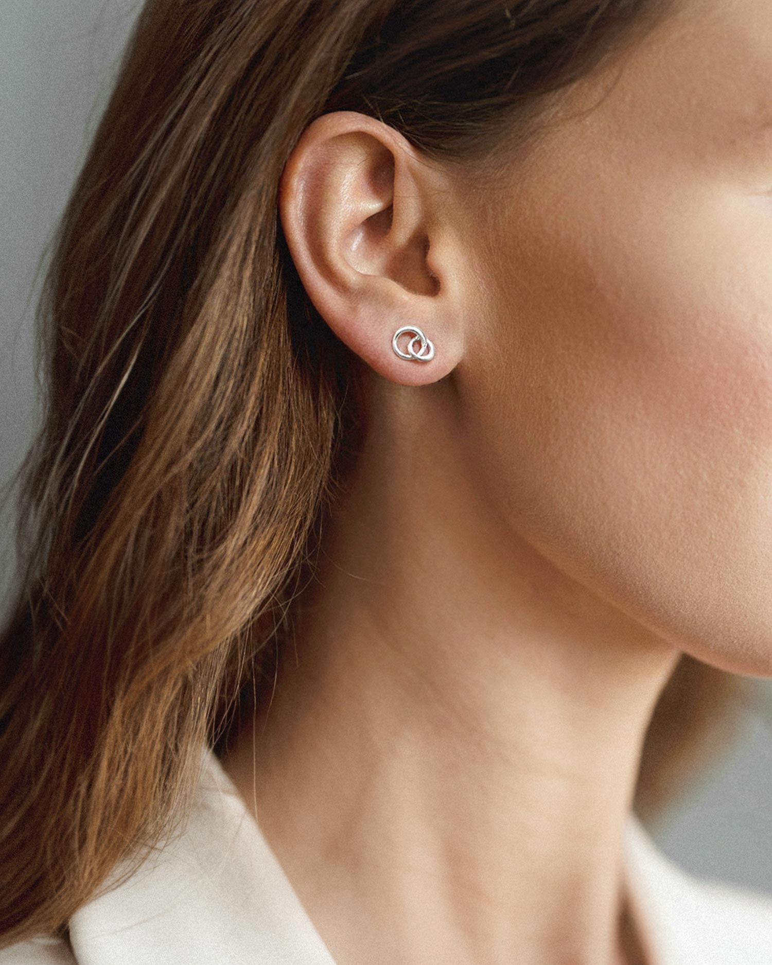 Les Amis drop studs silver