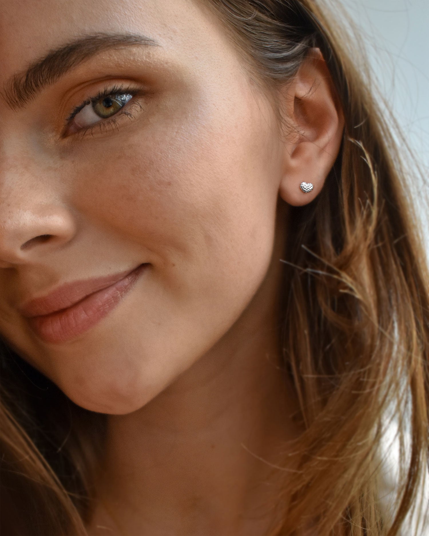 Love bubble studs silver