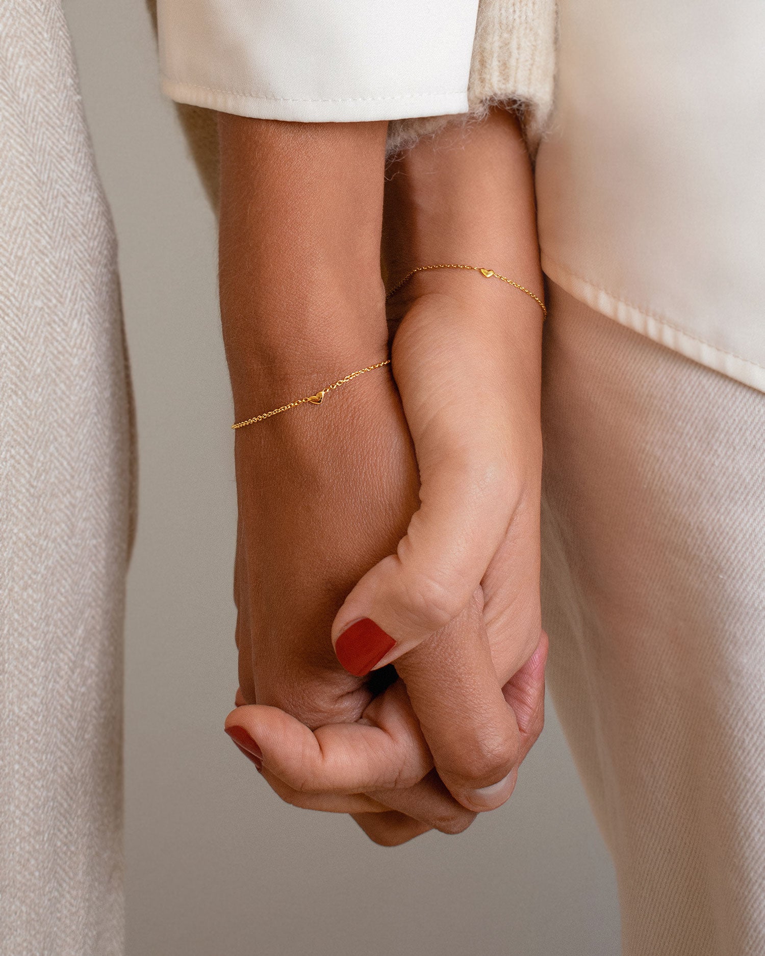 Loving Heart drop bracelet gold