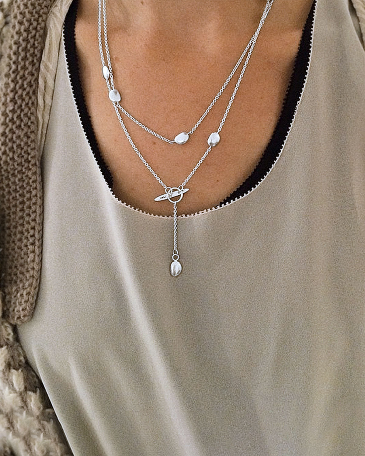 Morning Dew necklace long silver