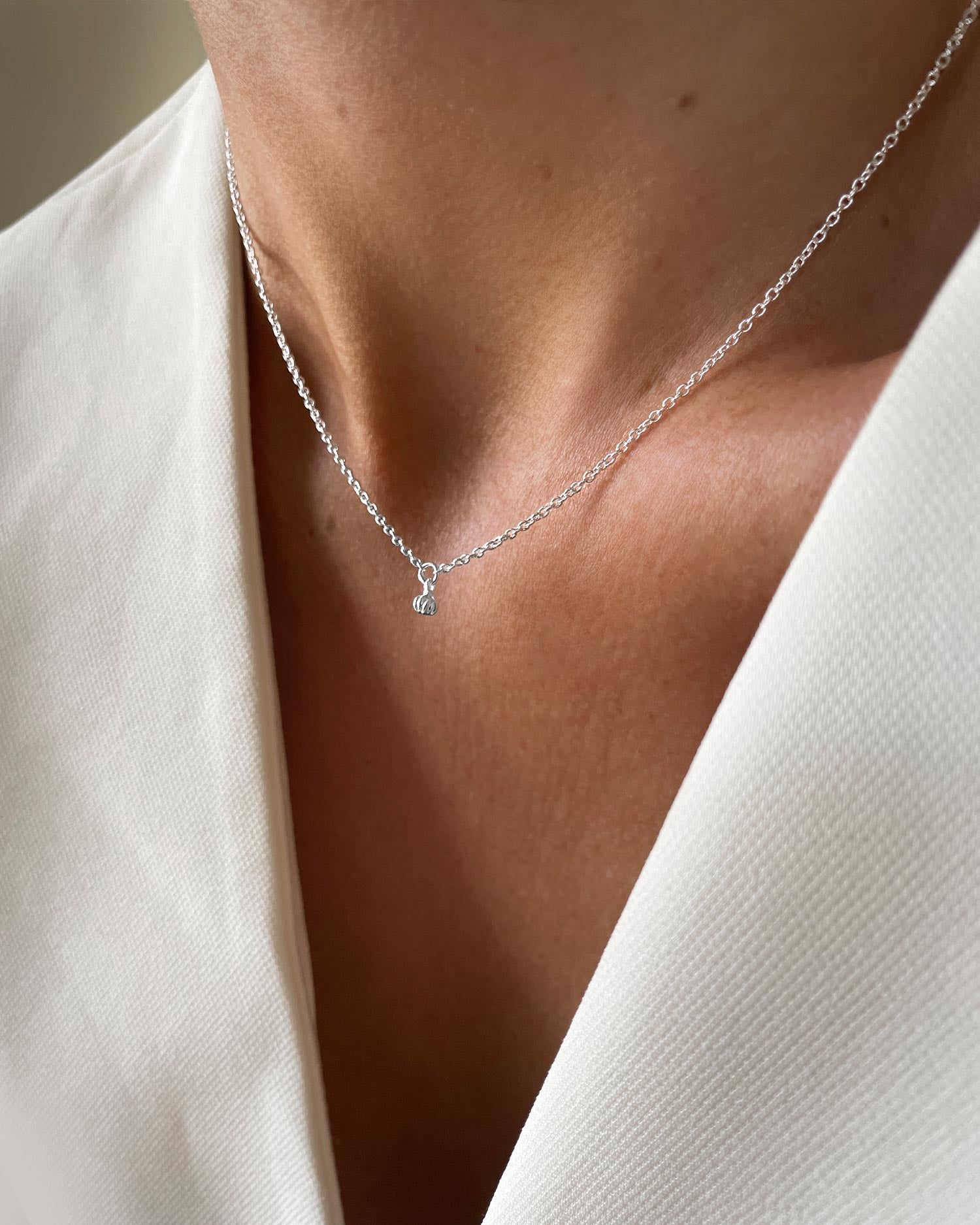 New Bud drop necklace silver
