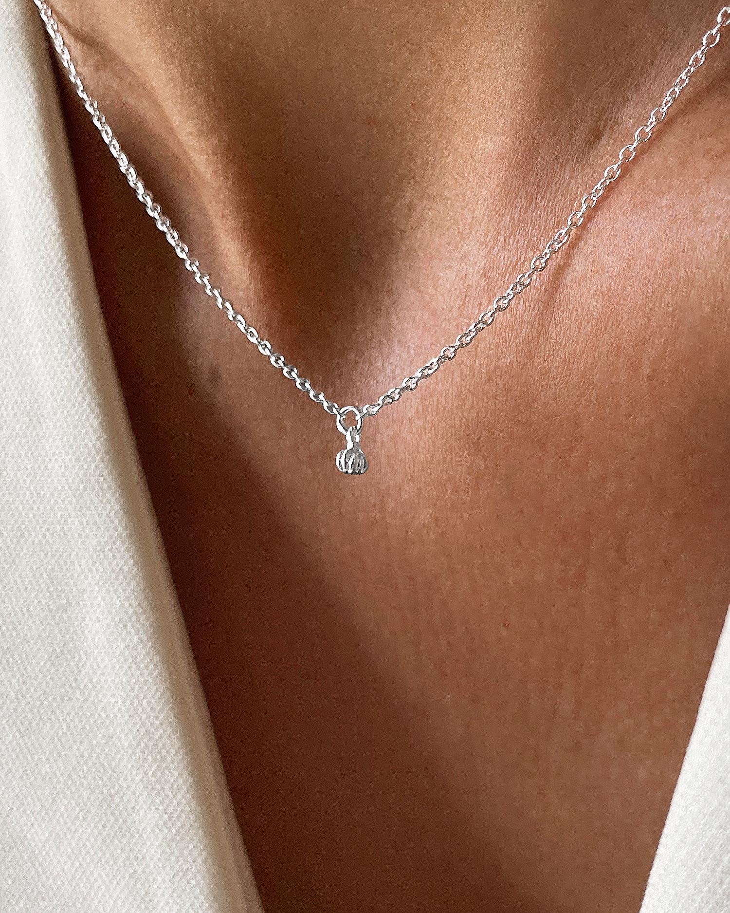 New Bud drop necklace silver