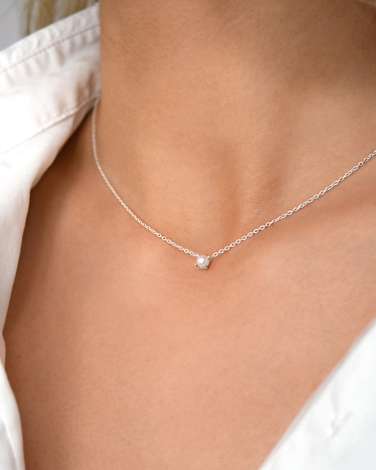 Petite Pearl necklace silver
