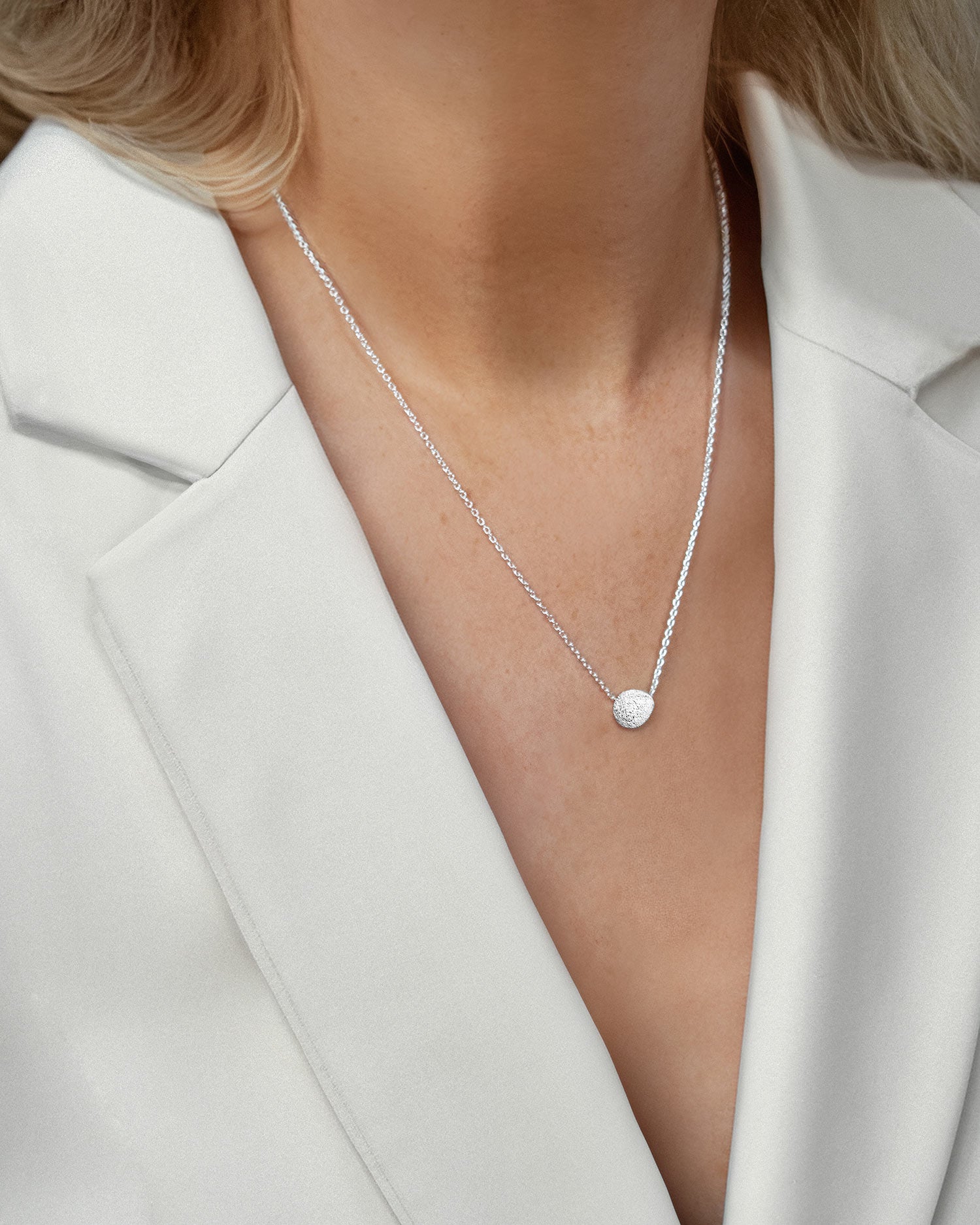 Stardust shine necklace silver