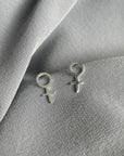 Women Unite small studs silver
