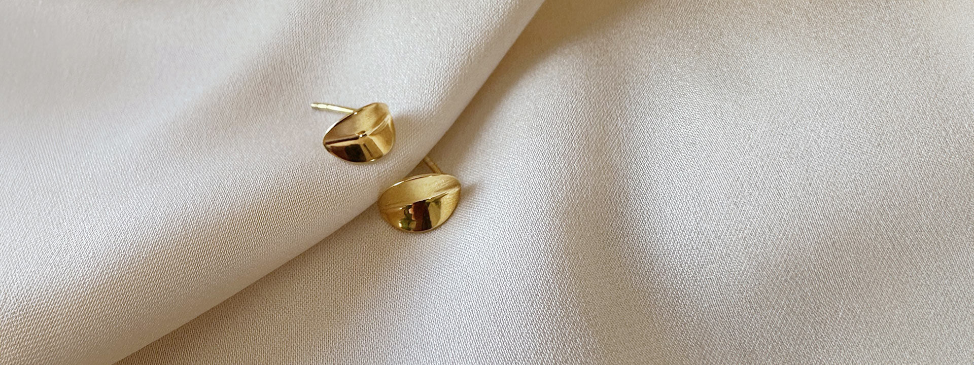 The perfect gift in gold