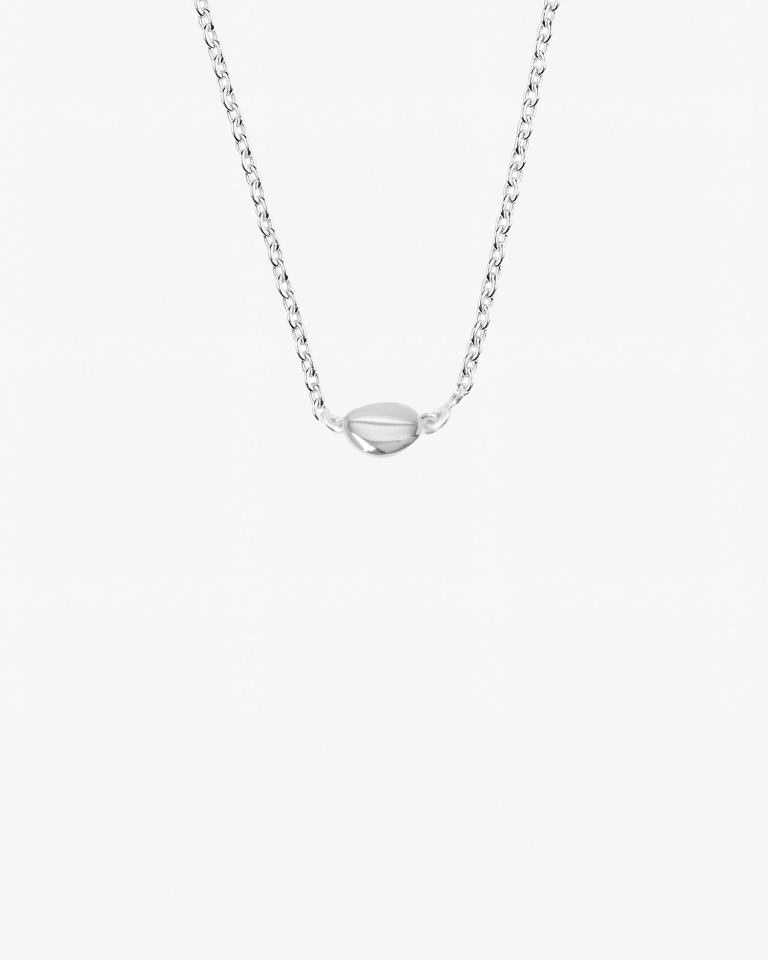 Morning-Dew-petite-necklace-02